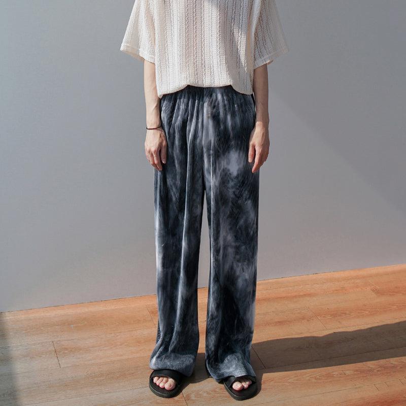 PLEATED WIDE STRAIGHT PANTS