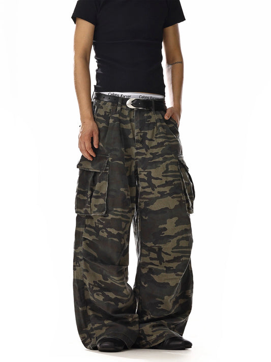 RT No. 18251 CAMO STRAIGHT CARGO PANTS