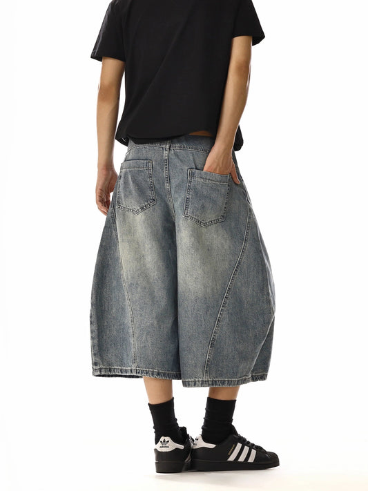 RT No. 18205 RECONSTRUCTED WASHED DENIM SHORTS