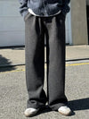 RT No. 48022 PLEATED STRAIGHT SWEATPANTS