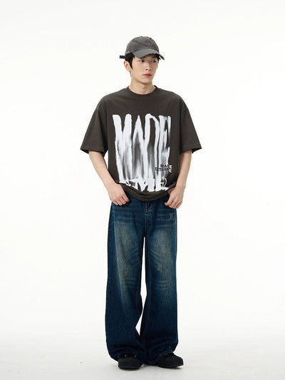 RT No. 11310 LETTERED FONT GRAPHIC TEE