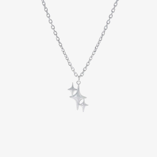 STAR PENDANT NECKLACE