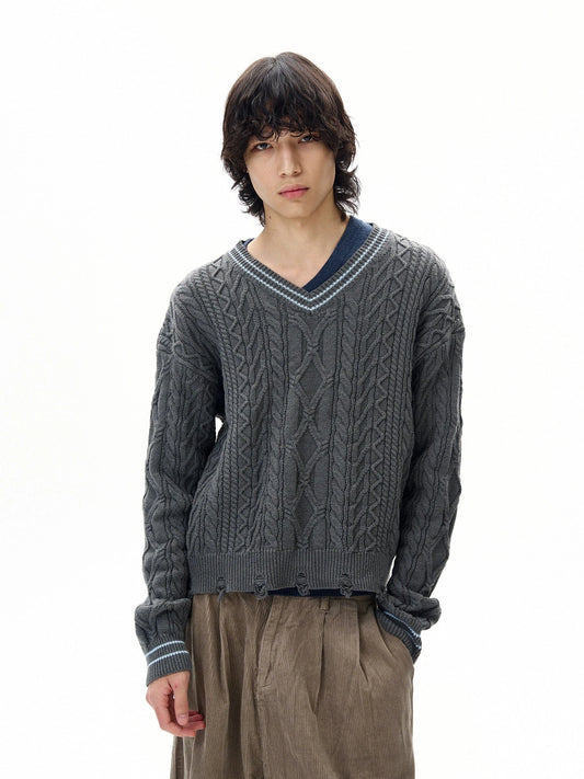 RT No. 31008 TWIST V-NECK SWEATER