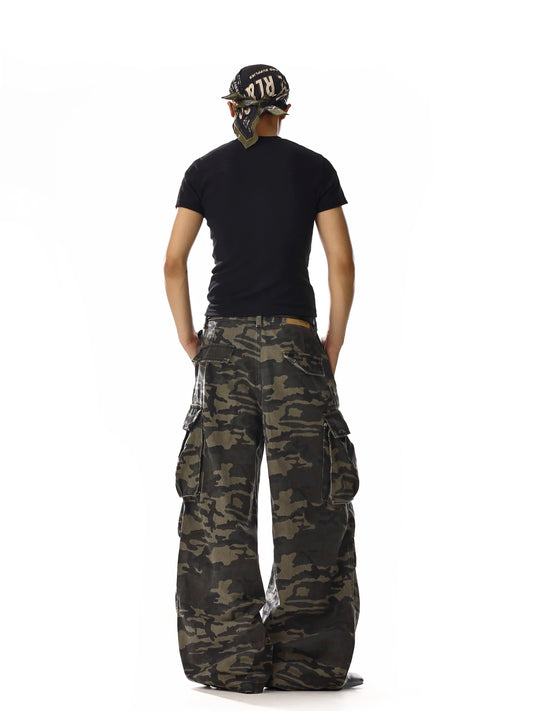 RT No. 18251 CAMO STRAIGHT CARGO PANTS
