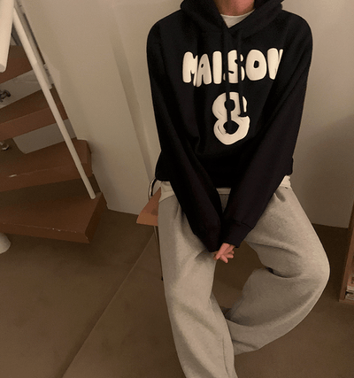 RT No. 6524 LETTERED MAISON 8 PULLOVER HOODIE