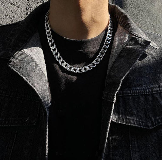 CHAIN NECKLACE / CUBAN