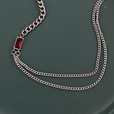 RED SQUARE CHAIN NECKLACE
