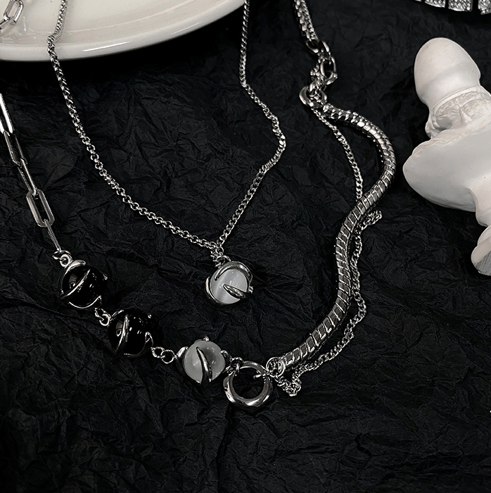 GHOST MULTI LAYER CHAIN NECKLACE
