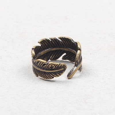 FEATHER RING