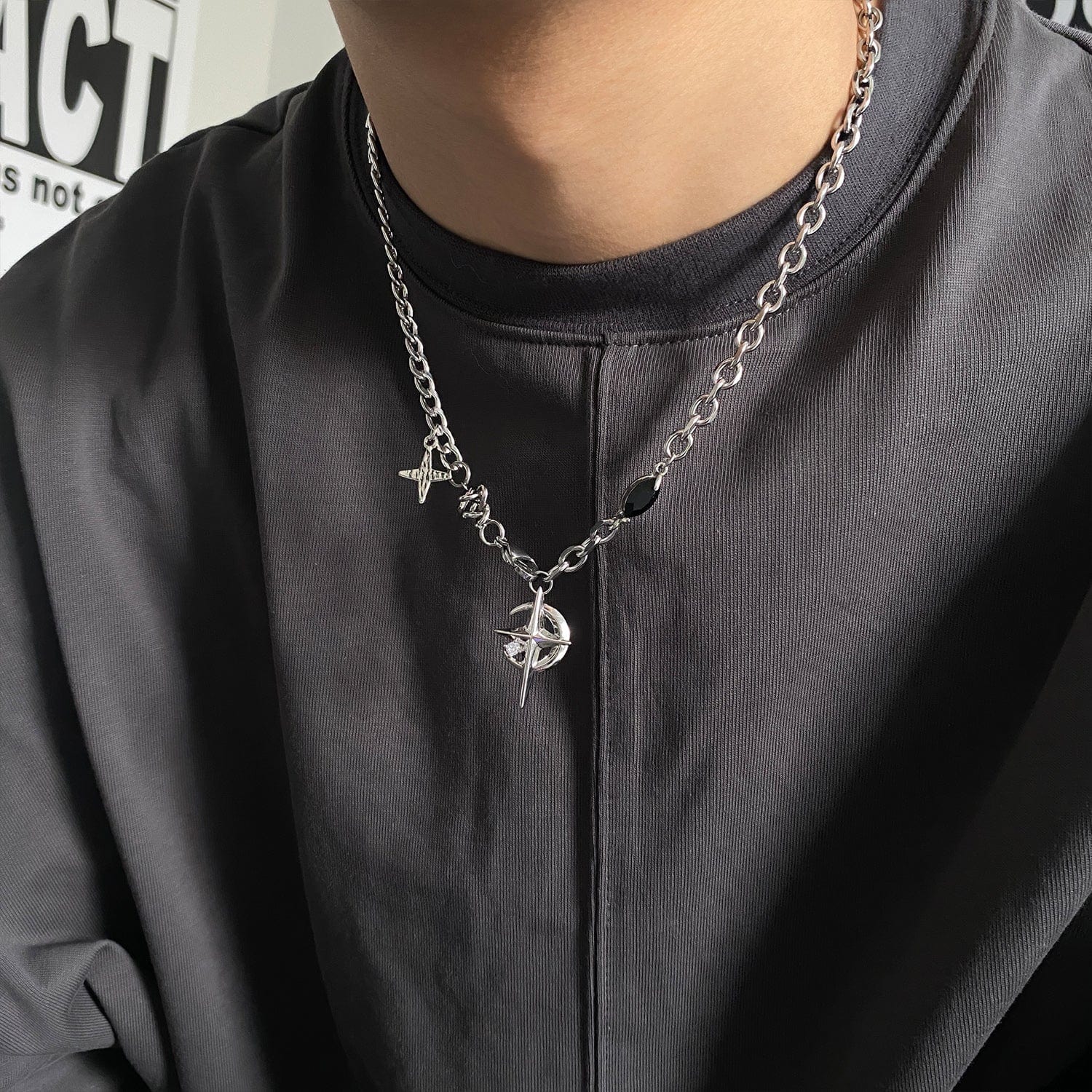 STAR CROSS PENDANT MULTI-CHAIN NECKLACE – REALTAKAI