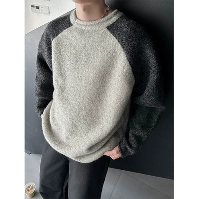 RT No. 10304 TWO-TONE KNITTTED SWEATER