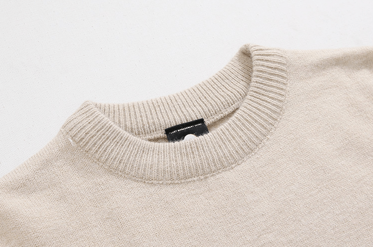 RT No. 6218 KNITTED ROUND NECK SWEATER